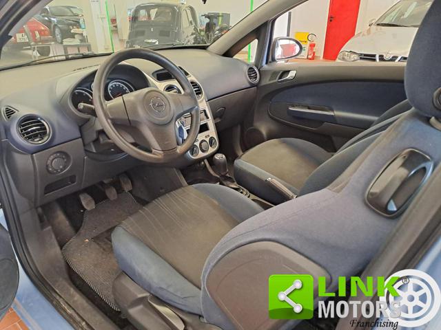 OPEL Corsa usata, con ESP