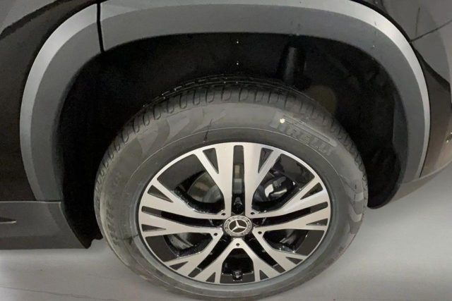 MERCEDES-BENZ GLA 200 usata, con Alzacristalli elettrici