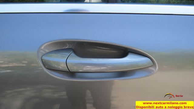 MERCEDES-BENZ A 200 usata, con Specchietto retrovisore con funzione antiabbagliamento