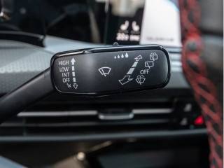VOLKSWAGEN Golf usata, con Volante in pelle