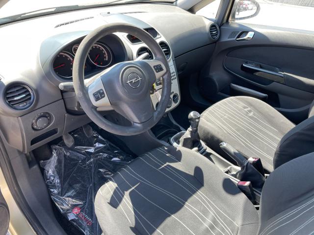 OPEL Corsa usata, con Alzacristalli elettrici