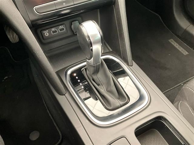 RENAULT Megane usata, con Touch screen