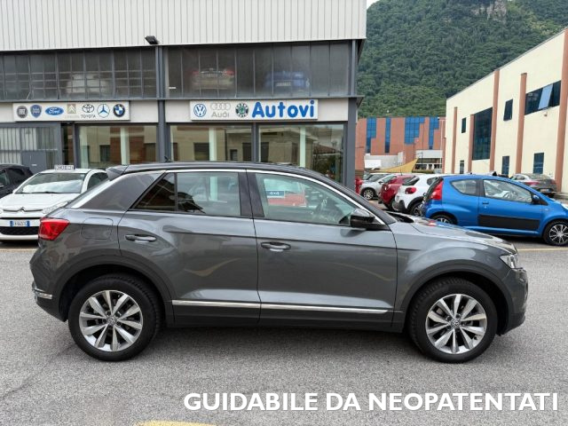 VOLKSWAGEN T-Roc usata, con Autoradio
