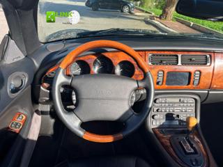 JAGUAR XKR usata, con Cruise Control