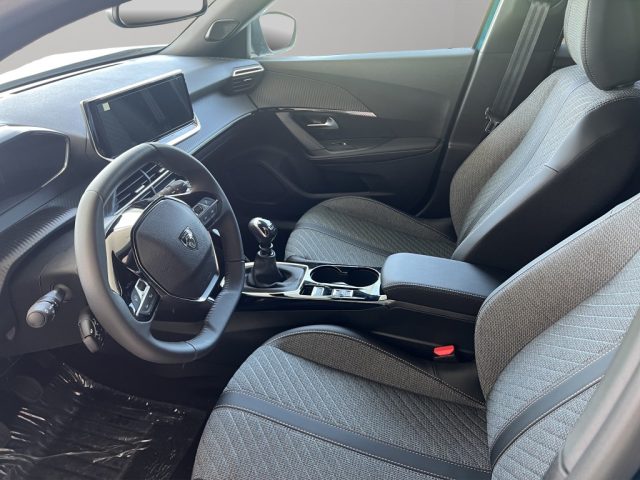 PEUGEOT 2008 usata 9