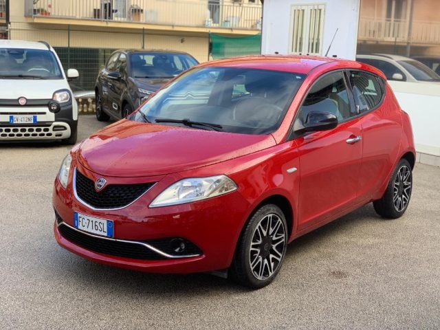 LANCIA Ypsilon usata, con Chiusura centralizzata