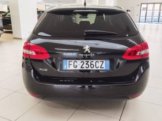 PEUGEOT 308 usata, con Sistema di navigazione