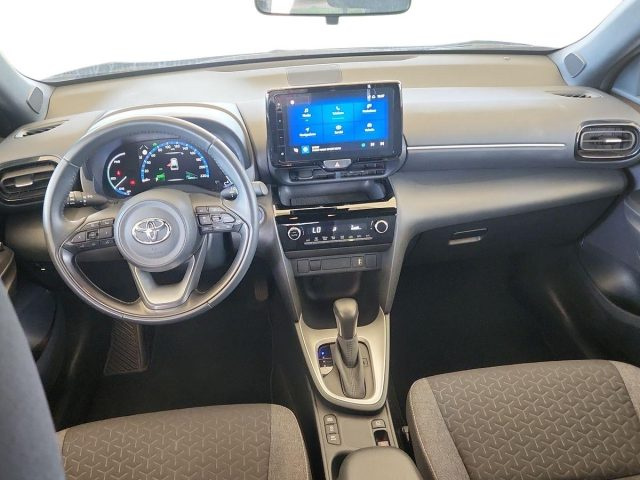 TOYOTA Yaris Cross usata, con Bracciolo