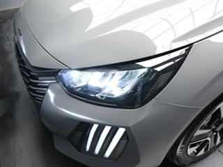 PEUGEOT 208 usata, con Controllo automatico clima