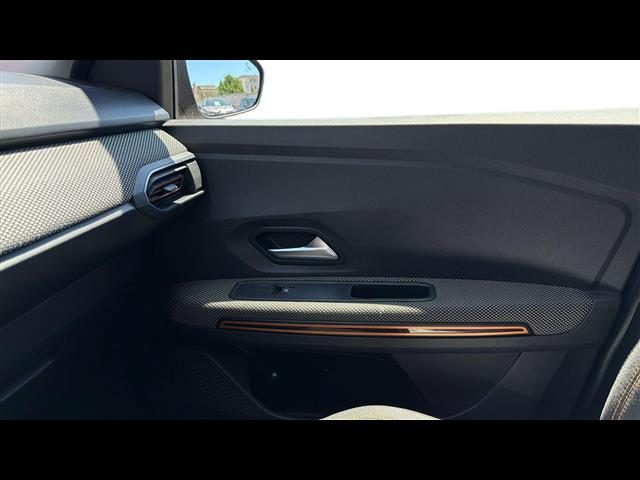 DACIA Sandero usata, con USB
