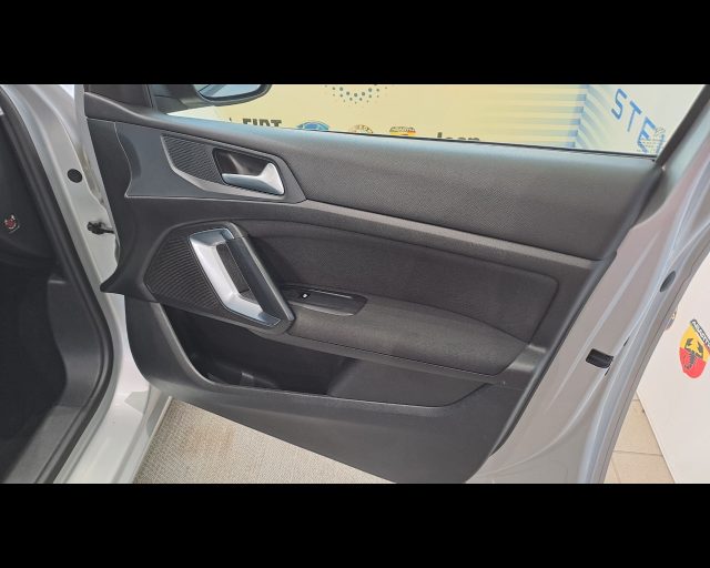 PEUGEOT 308 usata, con Cerchioni in acciaio