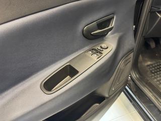 LANCIA Ypsilon usata, con ESP