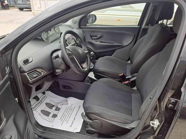 LANCIA Ypsilon usata, con Airbag