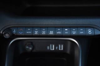 JEEP Avenger usata, con Park Distance Control