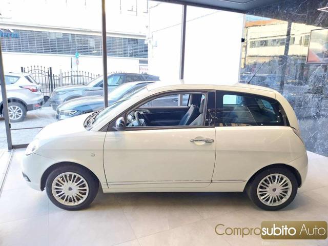 LANCIA Ypsilon usata, con Chiusura centralizzata