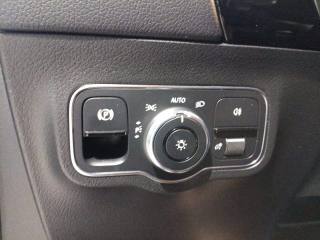 MERCEDES-BENZ GLA 200 usata, con Touch screen