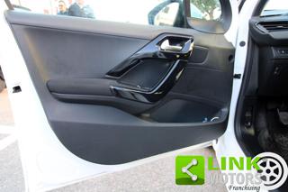 PEUGEOT 208 usata, con Alzacristalli elettrici