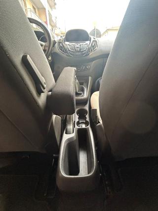 FORD Tourneo Courier usata, con Fendinebbia