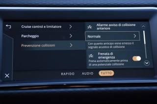 LAND ROVER Range Rover Evoque usata, con USB