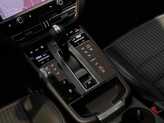 PORSCHE Macan usata, con Interni in pelle