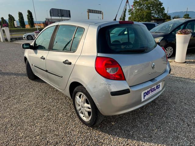 RENAULT Clio usata, con Alzacristalli elettrici