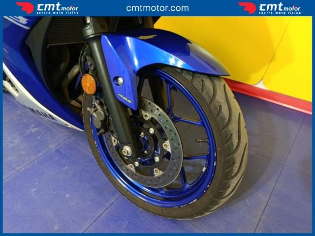 YAMAHA YZF R3 usata 8