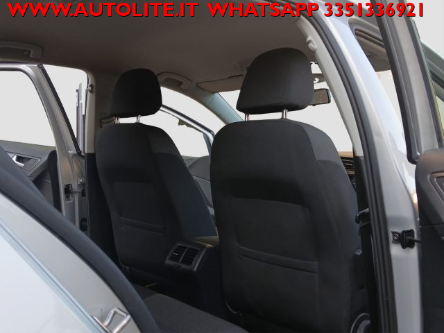 VOLKSWAGEN Golf usata, con Luci diurne LED