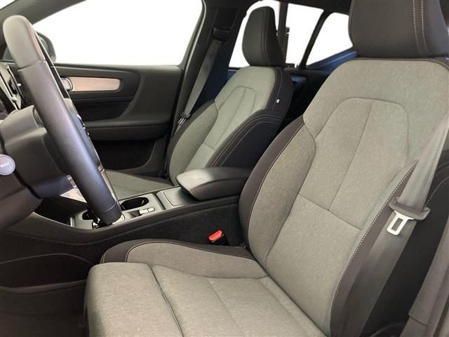 VOLVO XC40 usata, con USB