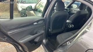 ALFA ROMEO Stelvio usata, con Autoradio