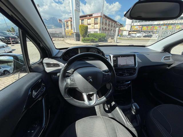 PEUGEOT 208 usata, con Autoradio