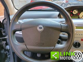 LANCIA Ypsilon usata, con Airbag testa