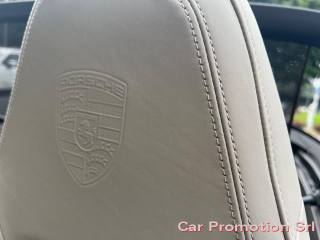 PORSCHE 911 usata, con Fendinebbia