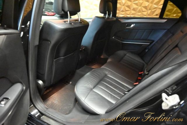 MERCEDES-BENZ E 300 usata 140