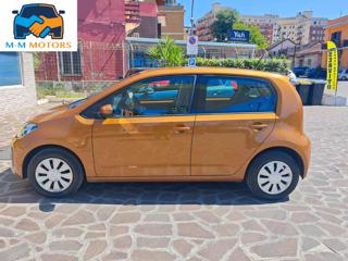 VOLKSWAGEN up! usata, con Autoradio