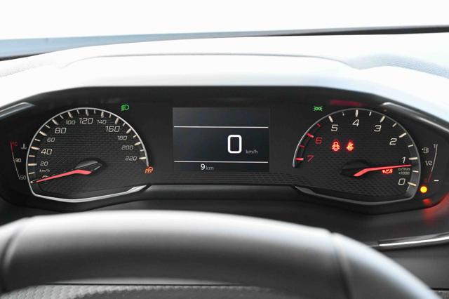 PEUGEOT 2008 usata, con USB