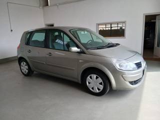 RENAULT Scenic 1.6 16V Dynamique