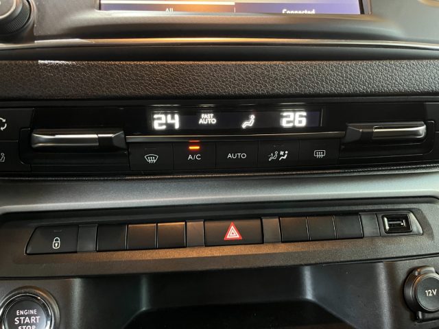 OPEL Zafira Life usata, con Park Distance Control