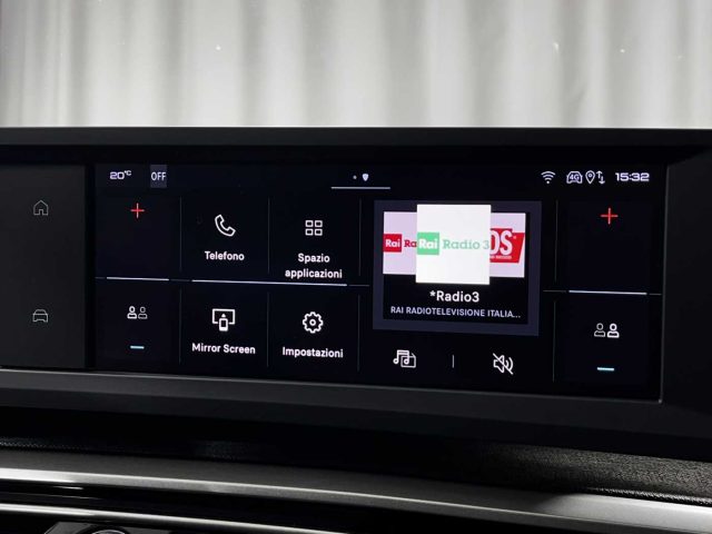PEUGEOT 3008 usata, con Telecamera per parcheggio assistito