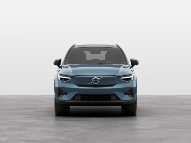 VOLVO EX40 usata, con Autoradio
