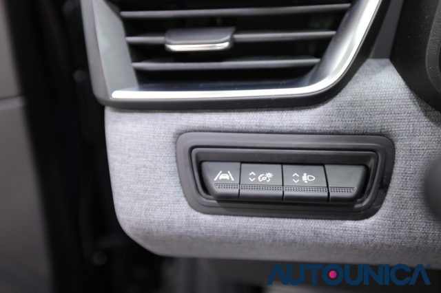 RENAULT Clio usata, con Specchietti laterali elettrici