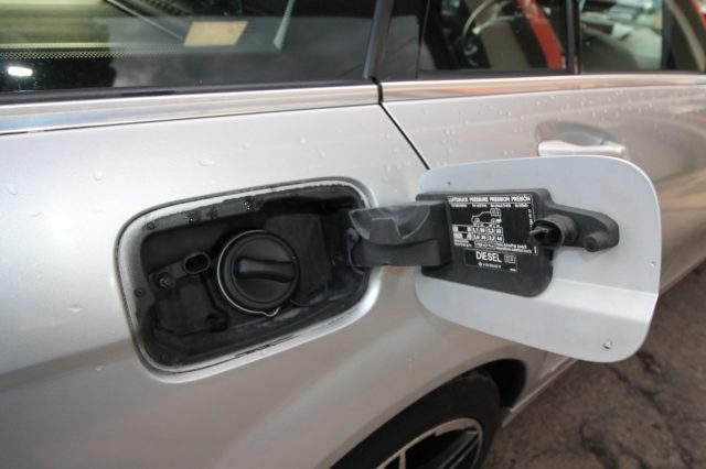 MERCEDES-BENZ C 220 usata 25