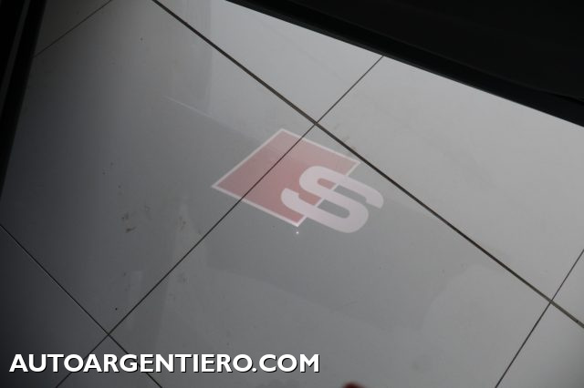 AUDI Q8 usata, con Limitatore di velocità