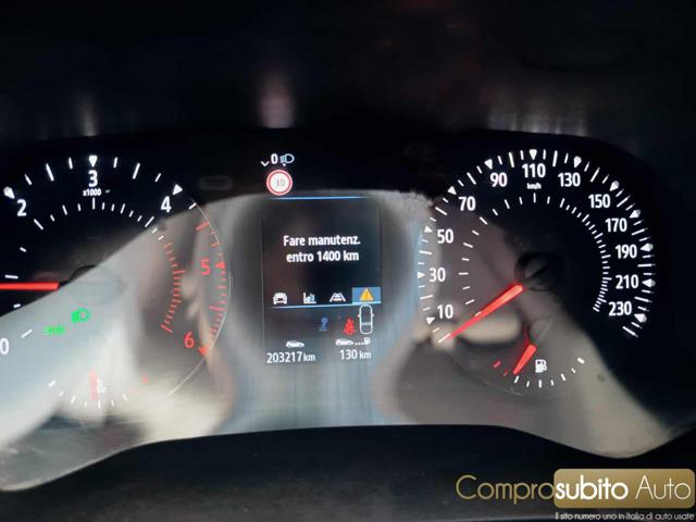 RENAULT Captur usata, con Telecamera per parcheggio assistito