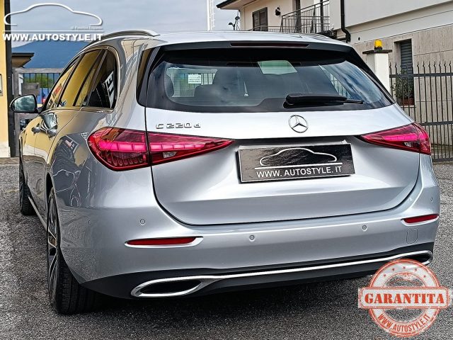 MERCEDES-BENZ C 220 usata, con Chiusura centralizzata