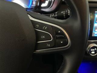 RENAULT Kadjar usata, con Sensori di parcheggio anteriori