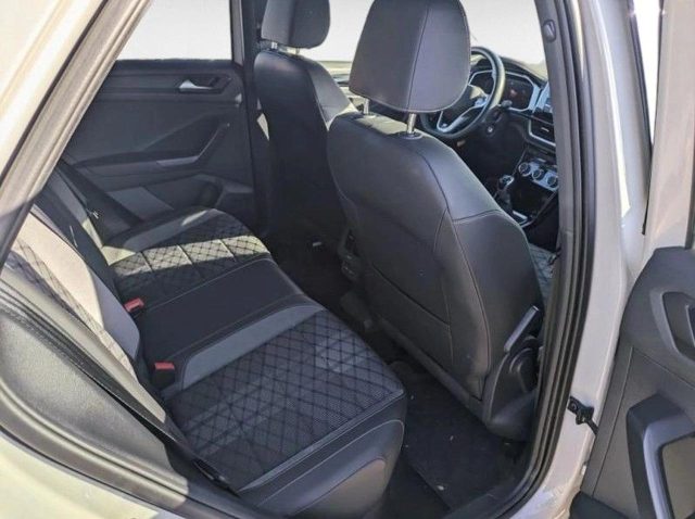 VOLKSWAGEN T-Roc usata, con ESP