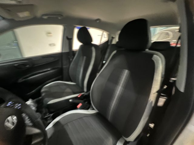 HYUNDAI i10 usata, con Bracciolo