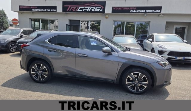 LEXUS UX 250h usata, con ABS