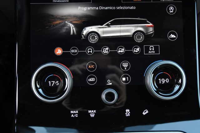 LAND ROVER Range Rover Velar usata, con Sensori di parcheggio posteriori