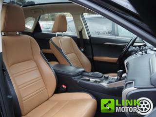 LEXUS NX 300 usata, con Sensori di parcheggio posteriori